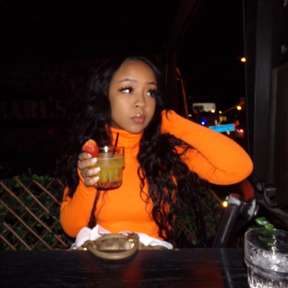 Meet your Posher, Lea